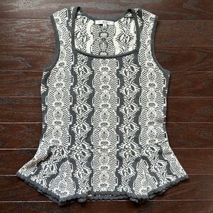 EUC cabi sweater 🐑